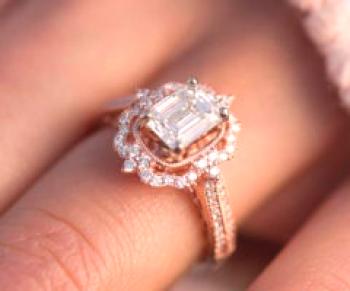 Způsoby, jak zjistit velikost dívčího prstenu tajně a bez povšimnutí