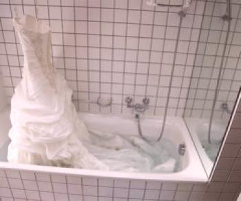 Jak umýt svatební šaty