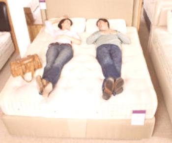 Jak si vybrat kvalitní matraci pro manželskou postel