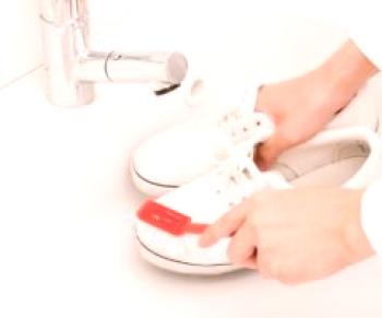 Jak se starat o bílé boty tak, aby byla vždy nová