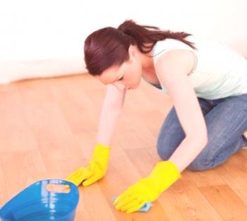 Jak a co čistit linoleum z tvrdohlavých nečistot doma